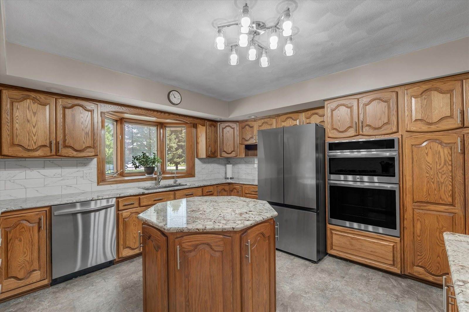 9628 228th Street North, Port Byron, IL 61275