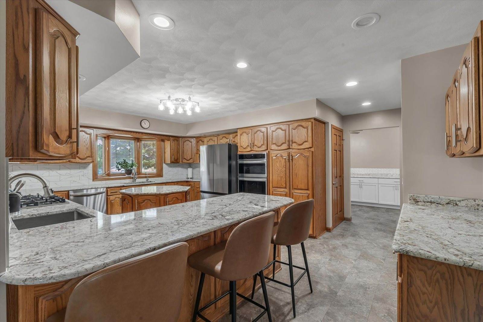 9628 228th Street North, Port Byron, IL 61275