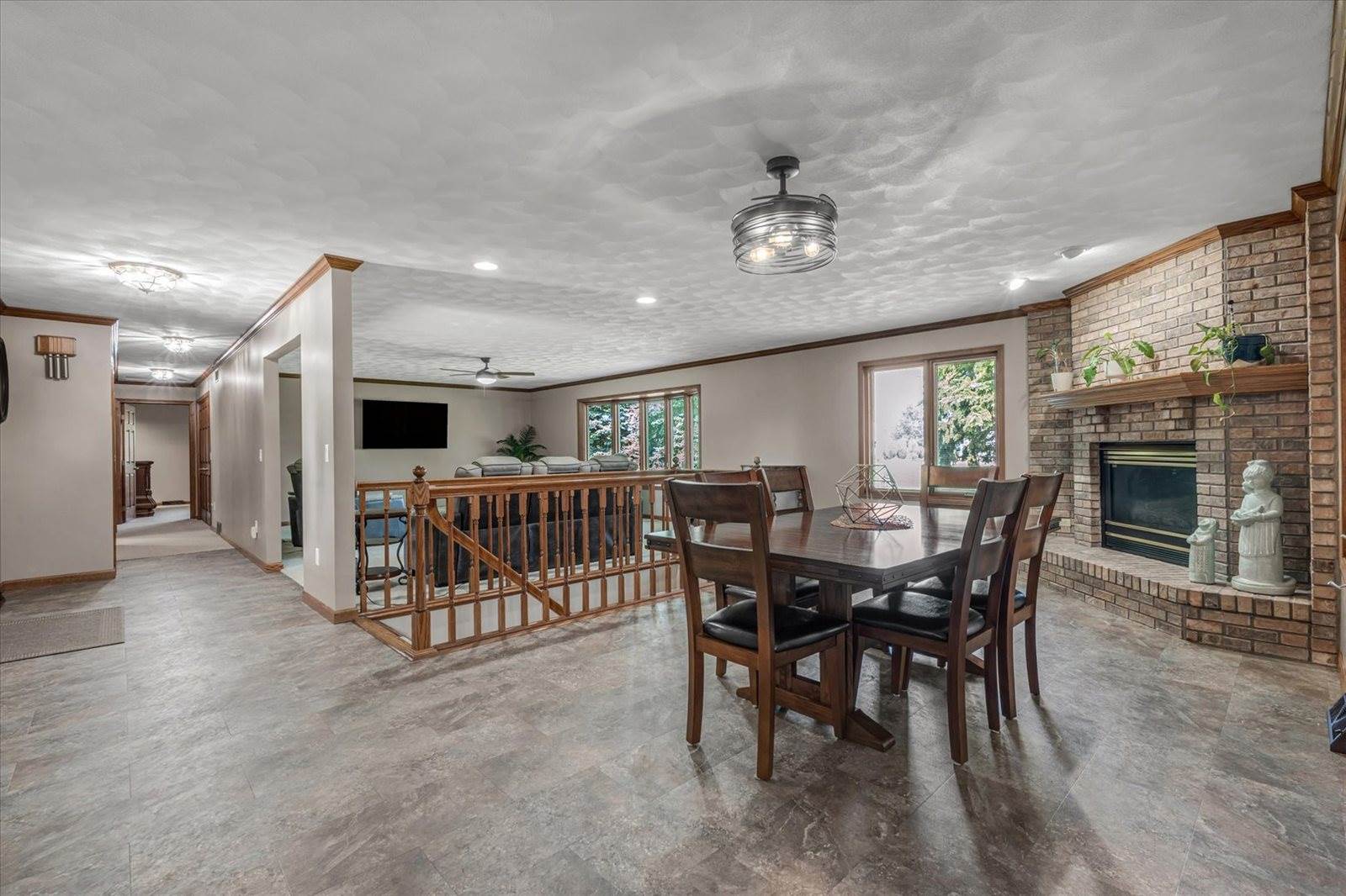 9628 228th Street North, Port Byron, IL 61275