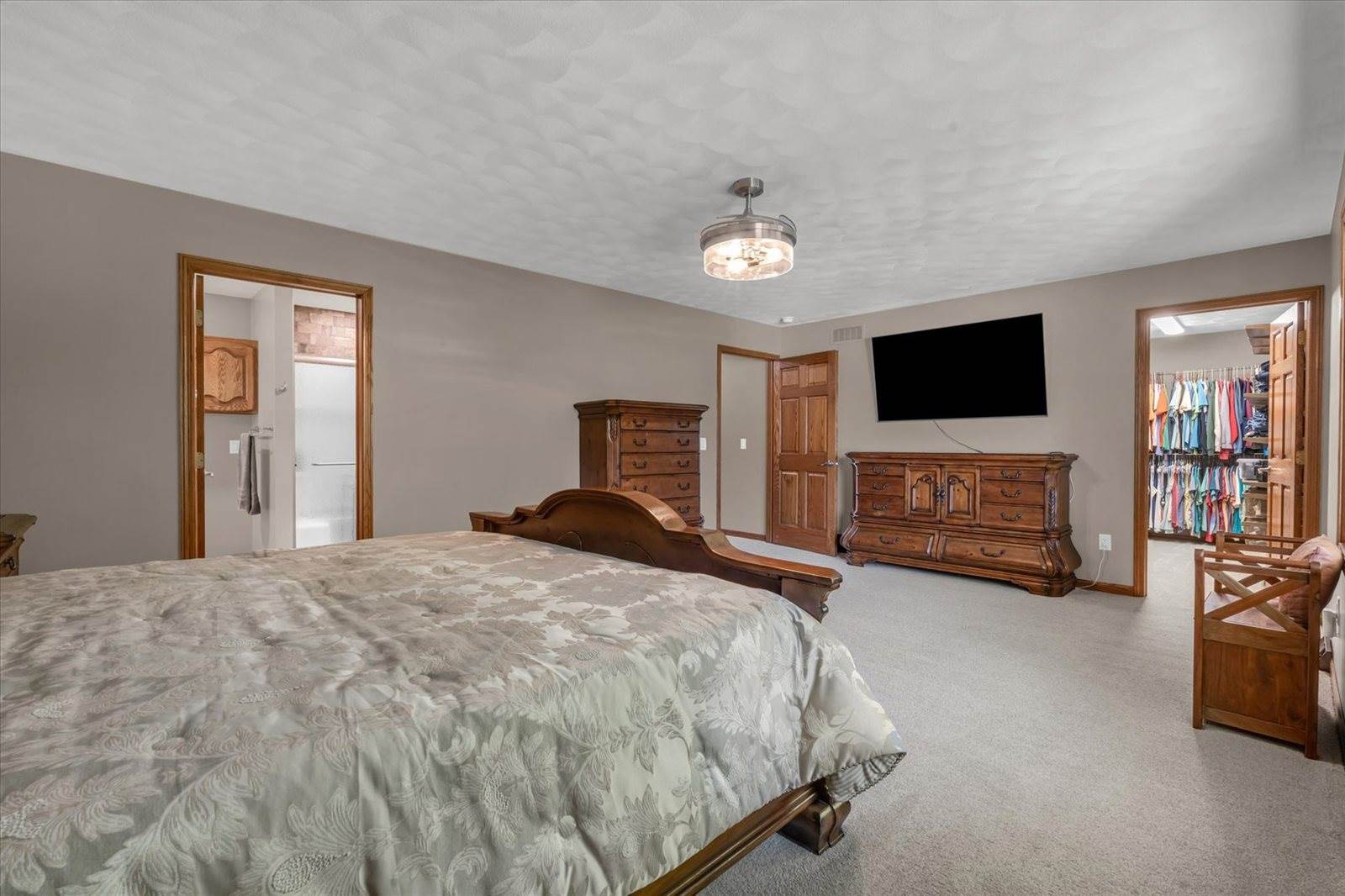 9628 228th Street North, Port Byron, IL 61275