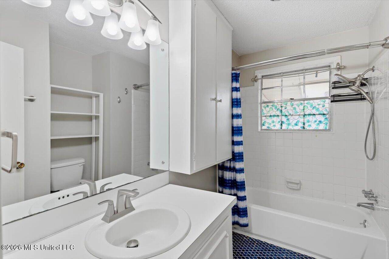 110 Van Doren Drive, Pearl, MS 39208