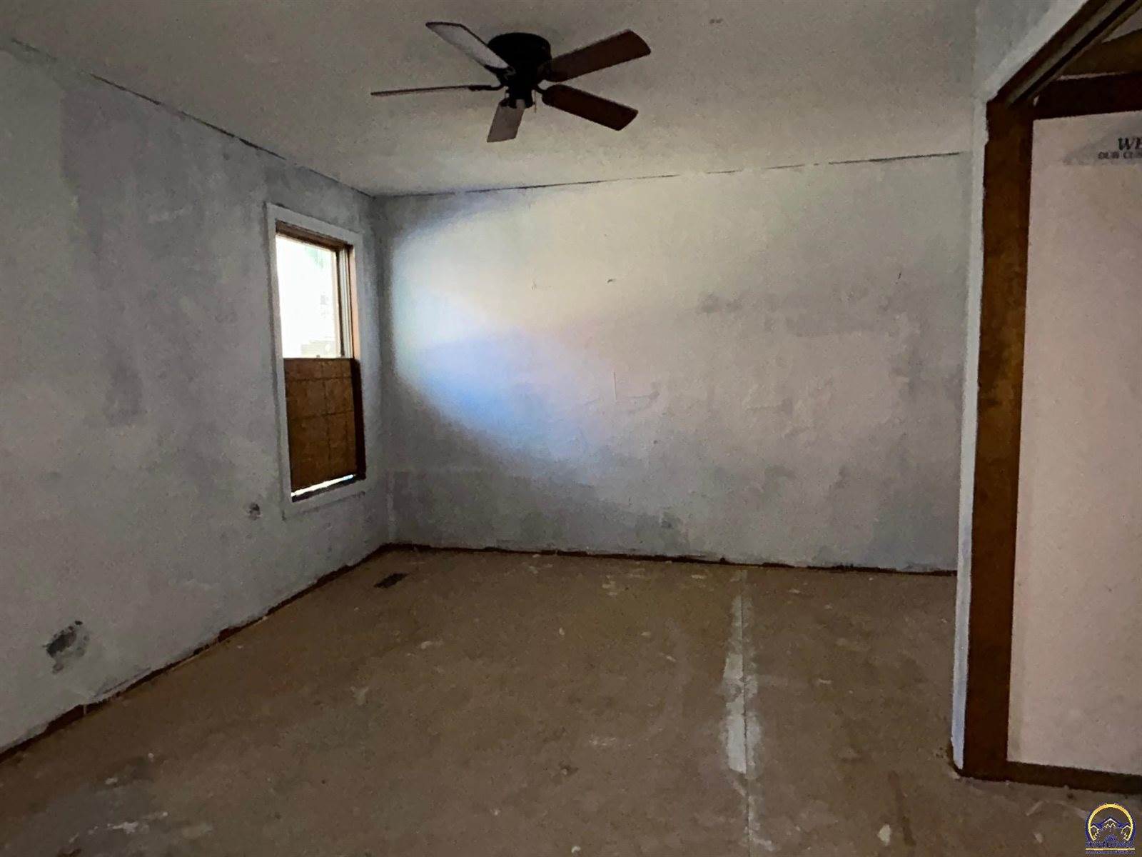 1166 SW Randolph AVE, Topeka, KS 66604