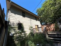 1166 SW Randolph AVE, Topeka, KS 66604