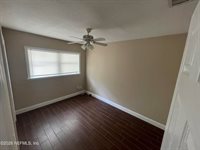 2226 Leon Road, Jacksonville, FL 32246