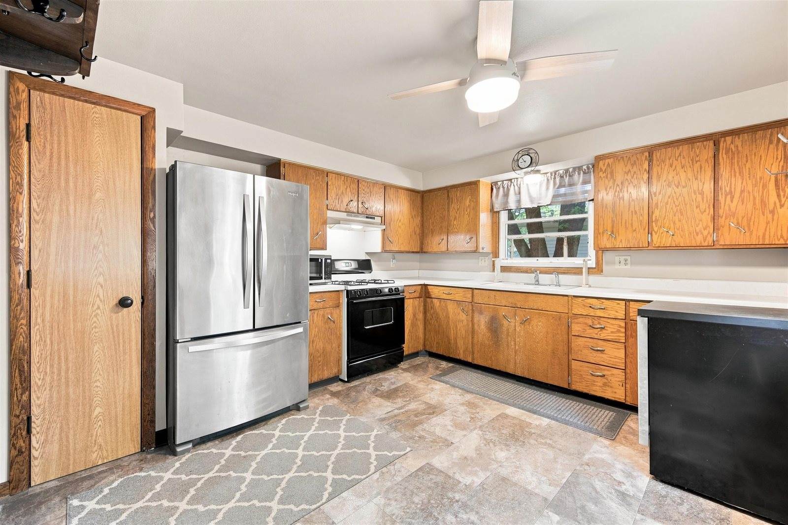 10549 - 10557 North Road, Auburndale, WI 54412
