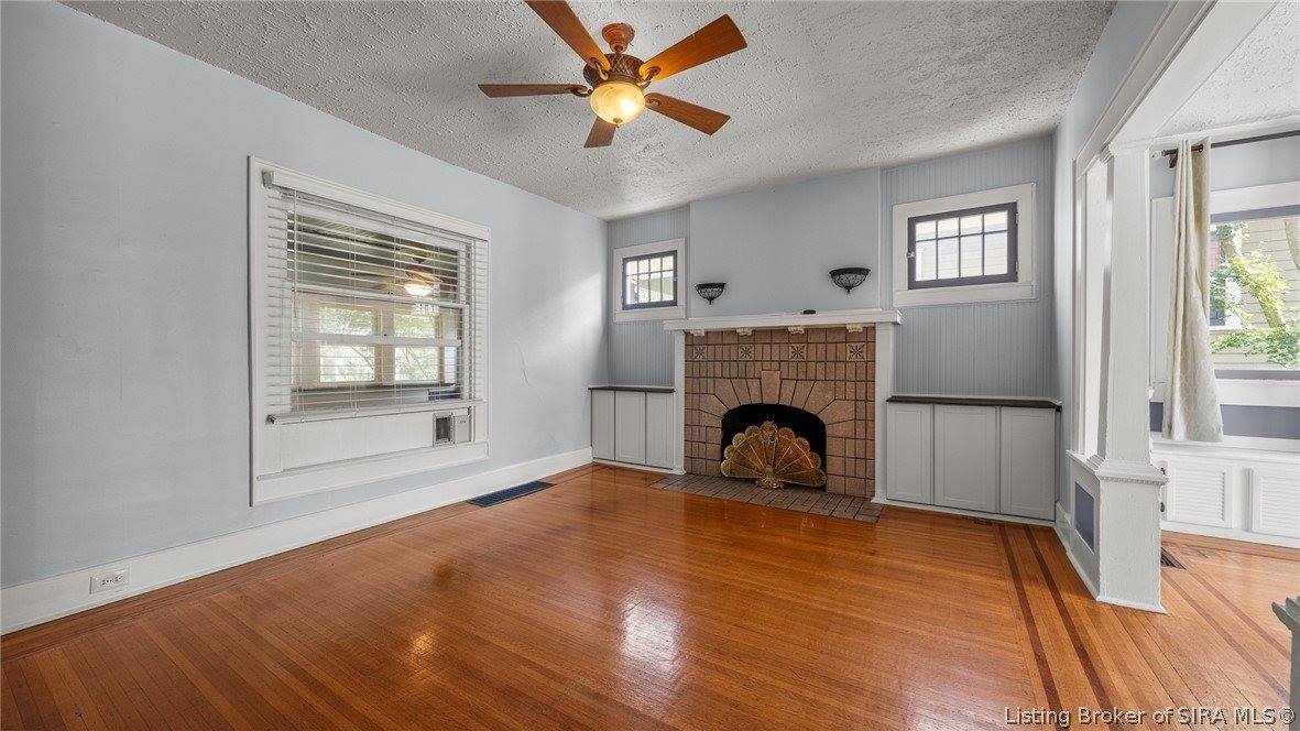 1602 Shelby Place, New Albany, IN 47150