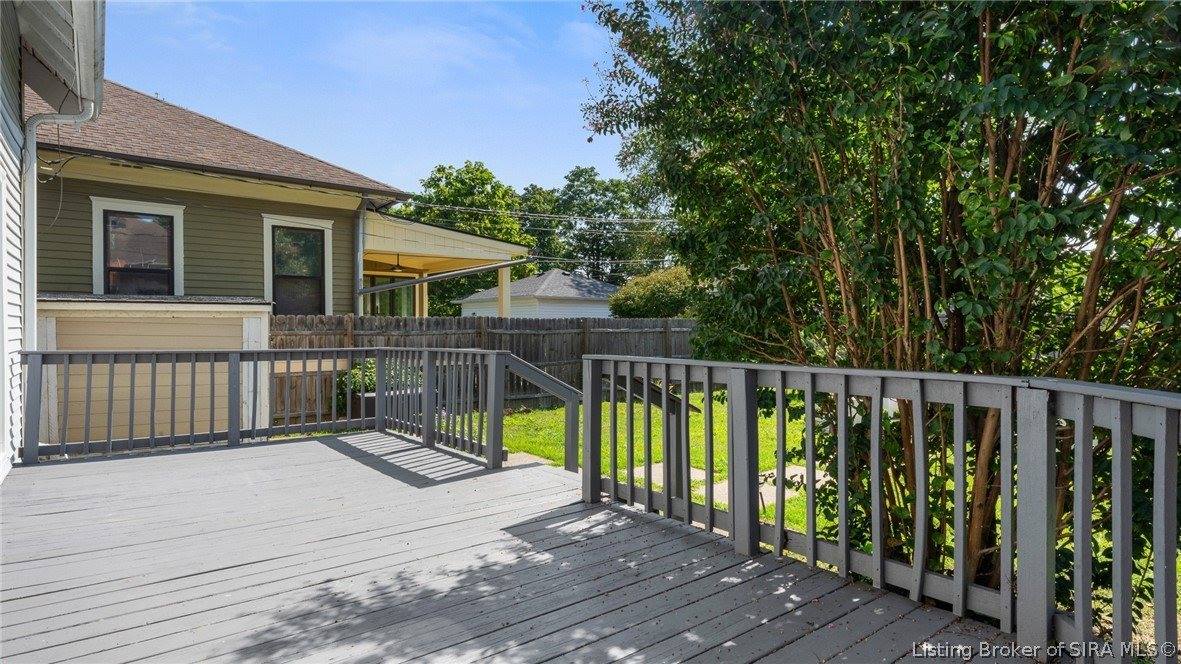 1602 Shelby Place, New Albany, IN 47150