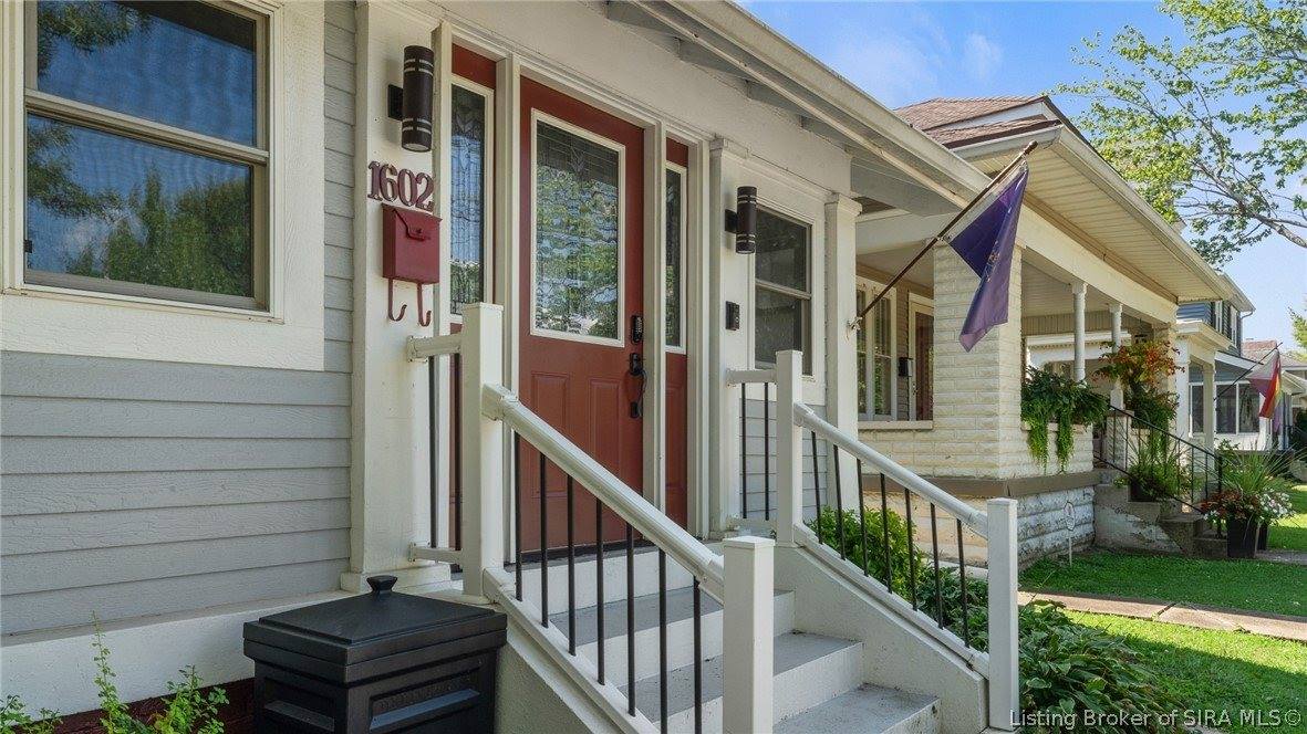 1602 Shelby Place, New Albany, IN 47150
