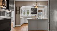 1602 Shelby Place, New Albany, IN 47150