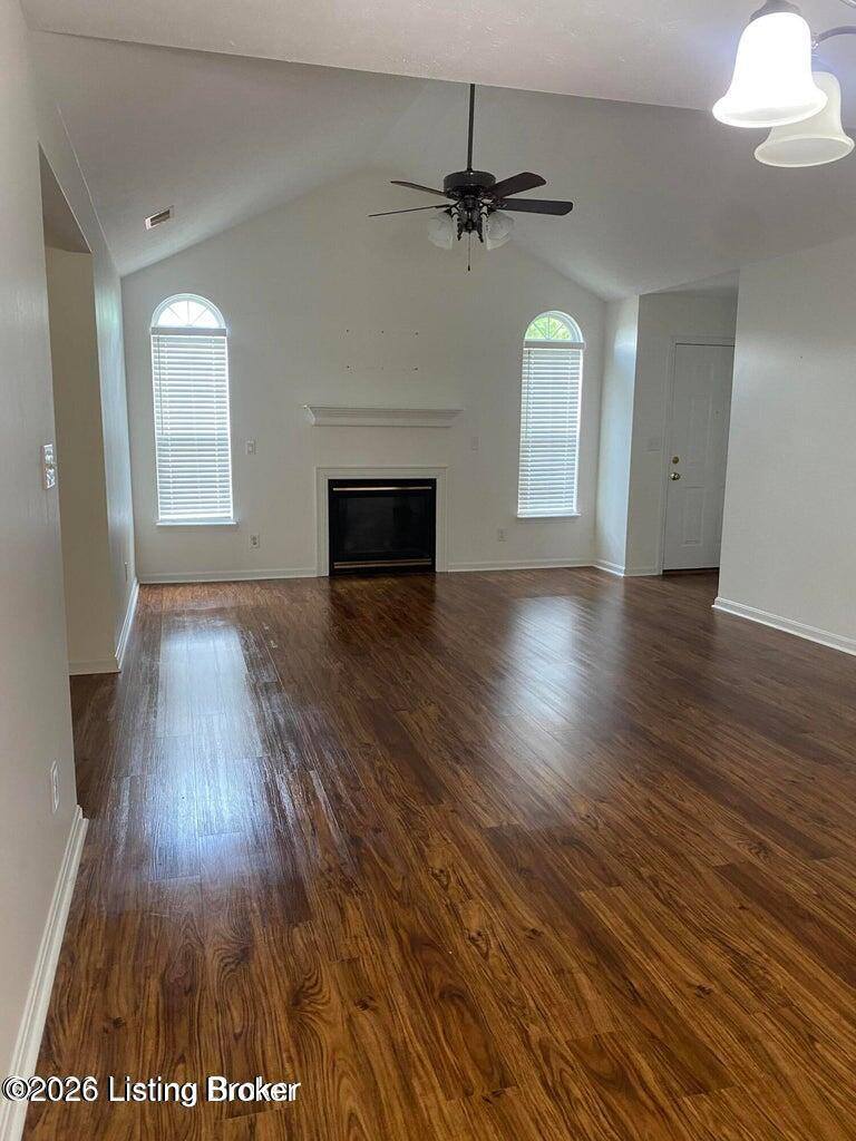 11305 Ridge Lake Dr, Louisville, KY 40272