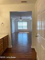 11305 Ridge Lake Dr, Louisville, KY 40272