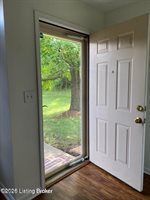 11305 Ridge Lake Dr, Louisville, KY 40272