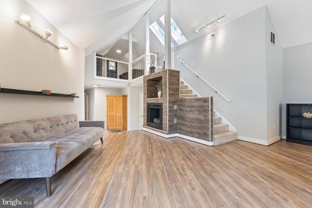 13911 Piscataway Drive, Fort Washington, MD 20744