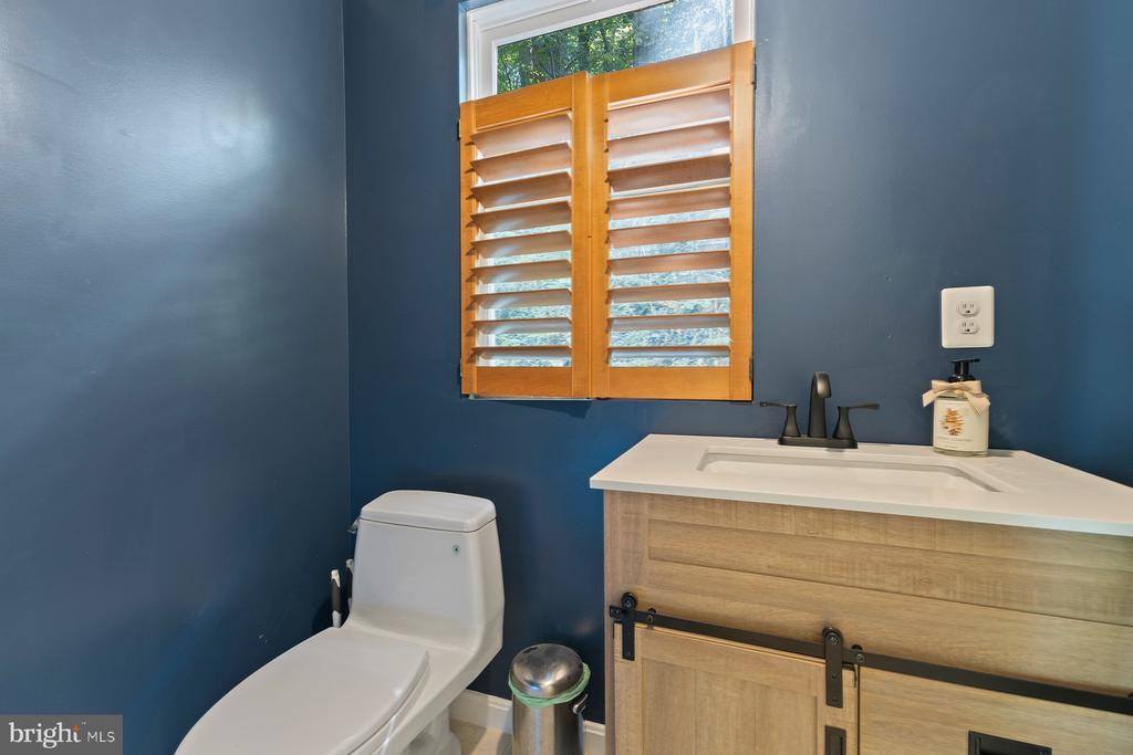 13911 Piscataway Drive, Fort Washington, MD 20744