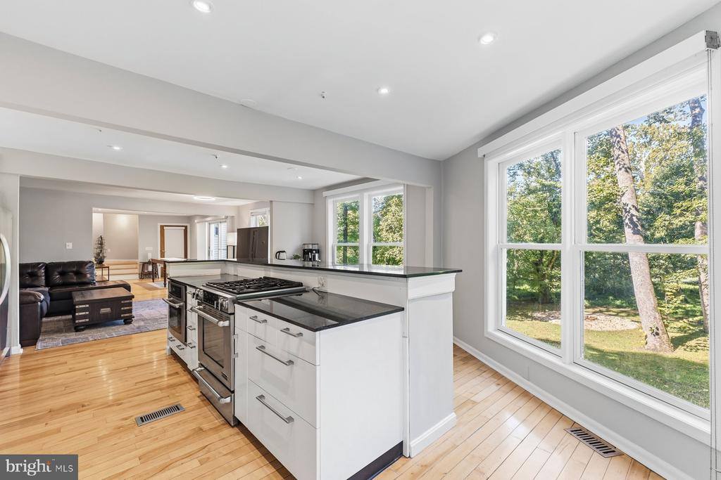 13911 Piscataway Drive, Fort Washington, MD 20744