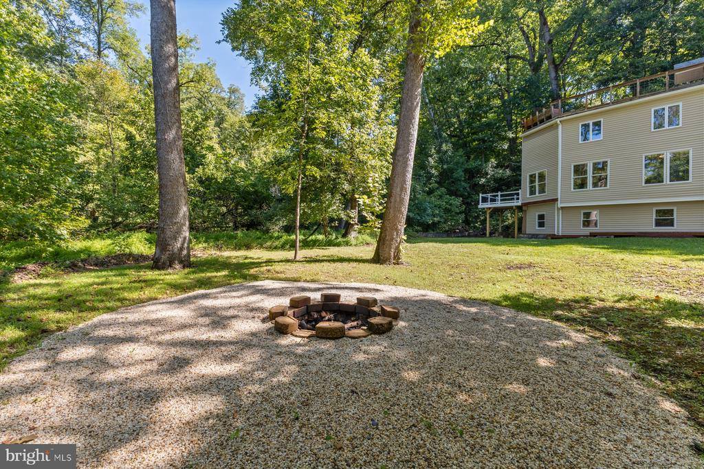 13911 Piscataway Drive, Fort Washington, MD 20744