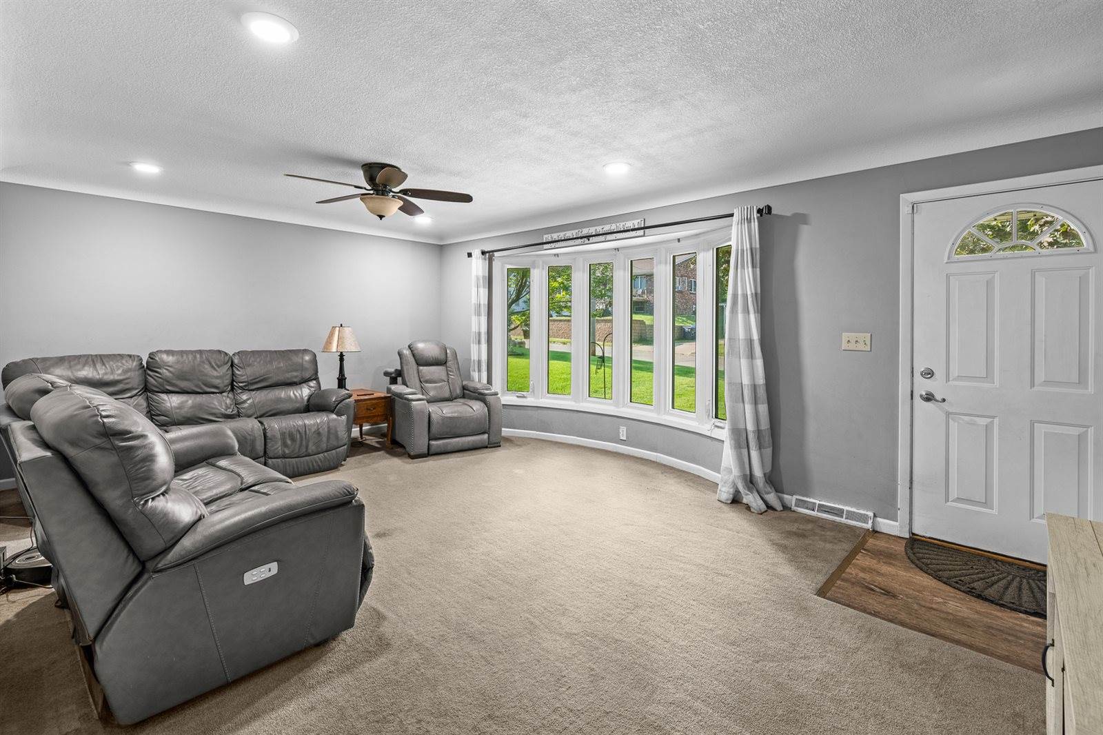 3140 11th Avenue, Moline, IL 61265