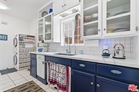 929 Dexter Street, Los Angeles, CA 90042