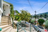 929 Dexter Street, Los Angeles, CA 90042