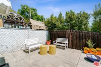 929 Dexter Street, Los Angeles, CA 90042