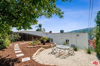 929 Dexter Street, Los Angeles, CA 90042