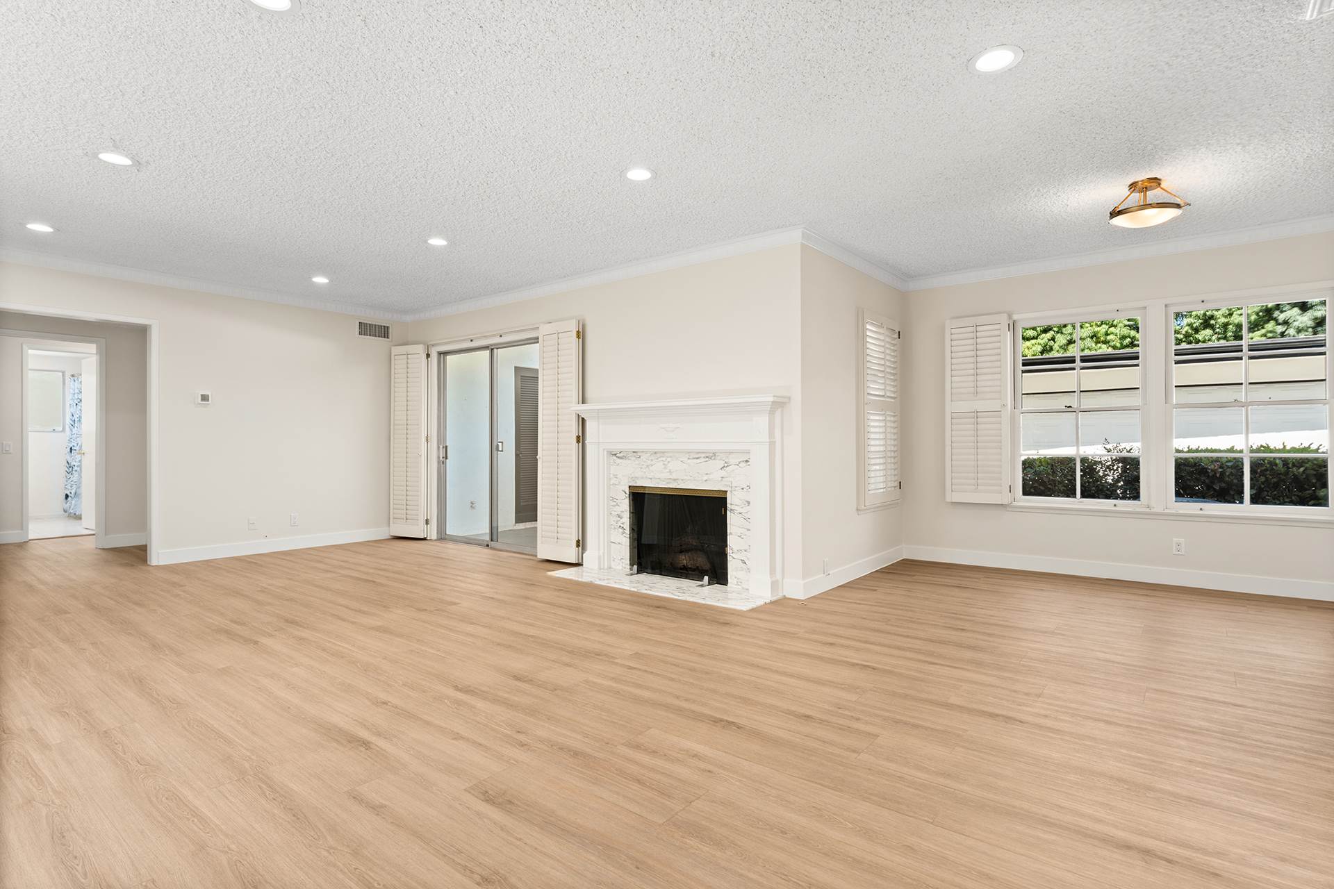 681 S. Orange Grove #3, Pasadena, CA 91105