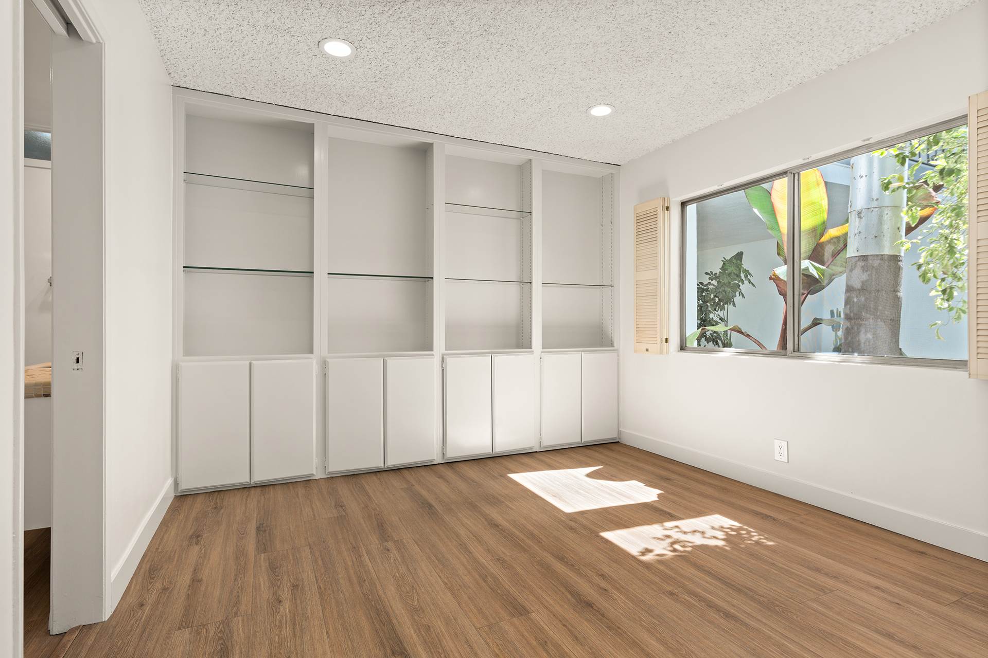 681 S. Orange Grove #3, Pasadena, CA 91105
