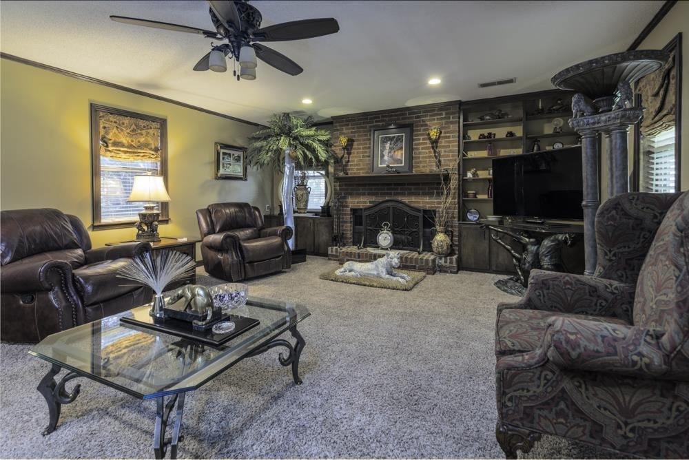 5044 Whitewater Cv, Memphis, TN 38117