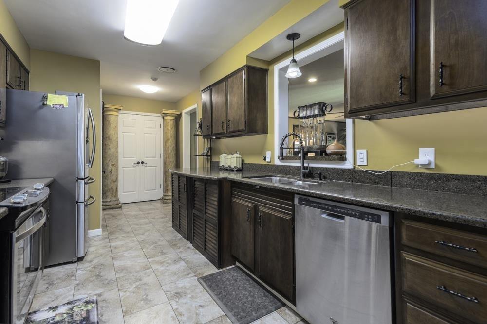 5044 Whitewater Cv, Memphis, TN 38117