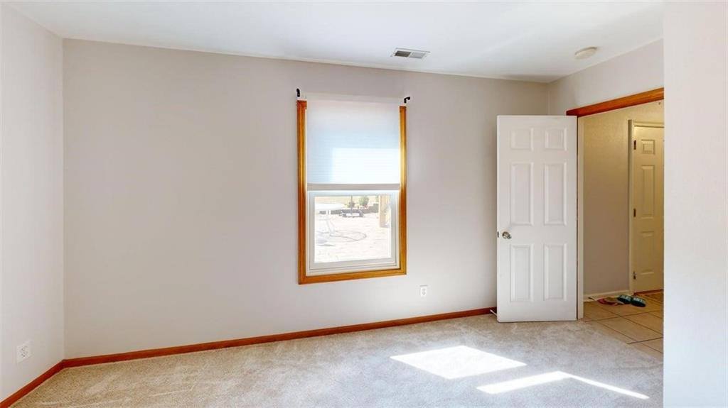 3401 Tillerman Drive, Lawrence, KS 66049