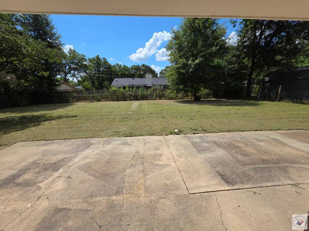 100 East Walters Blvd, New Boston, TX 75570