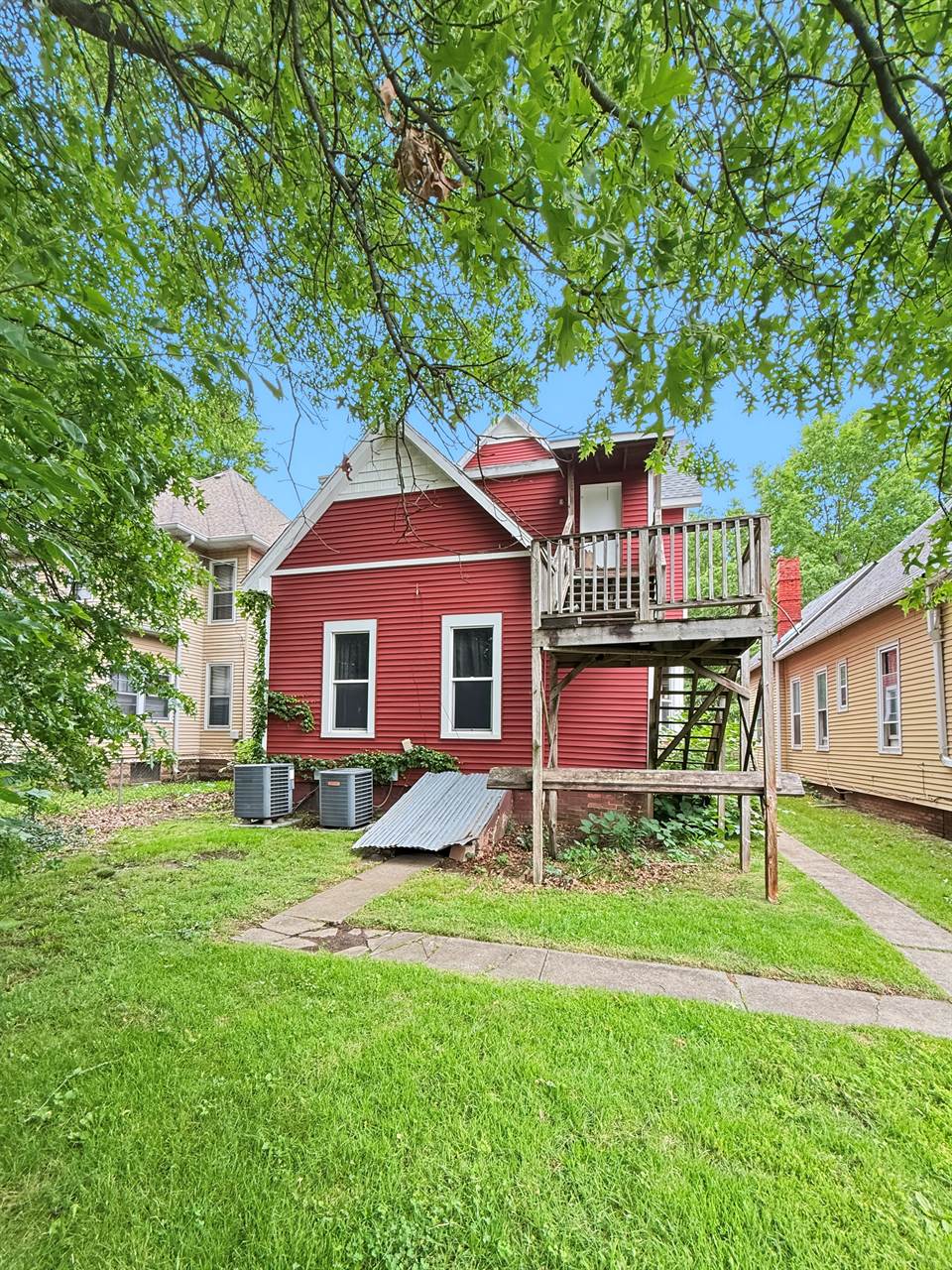 1229 S 8th, Terre Haute, IN 47802