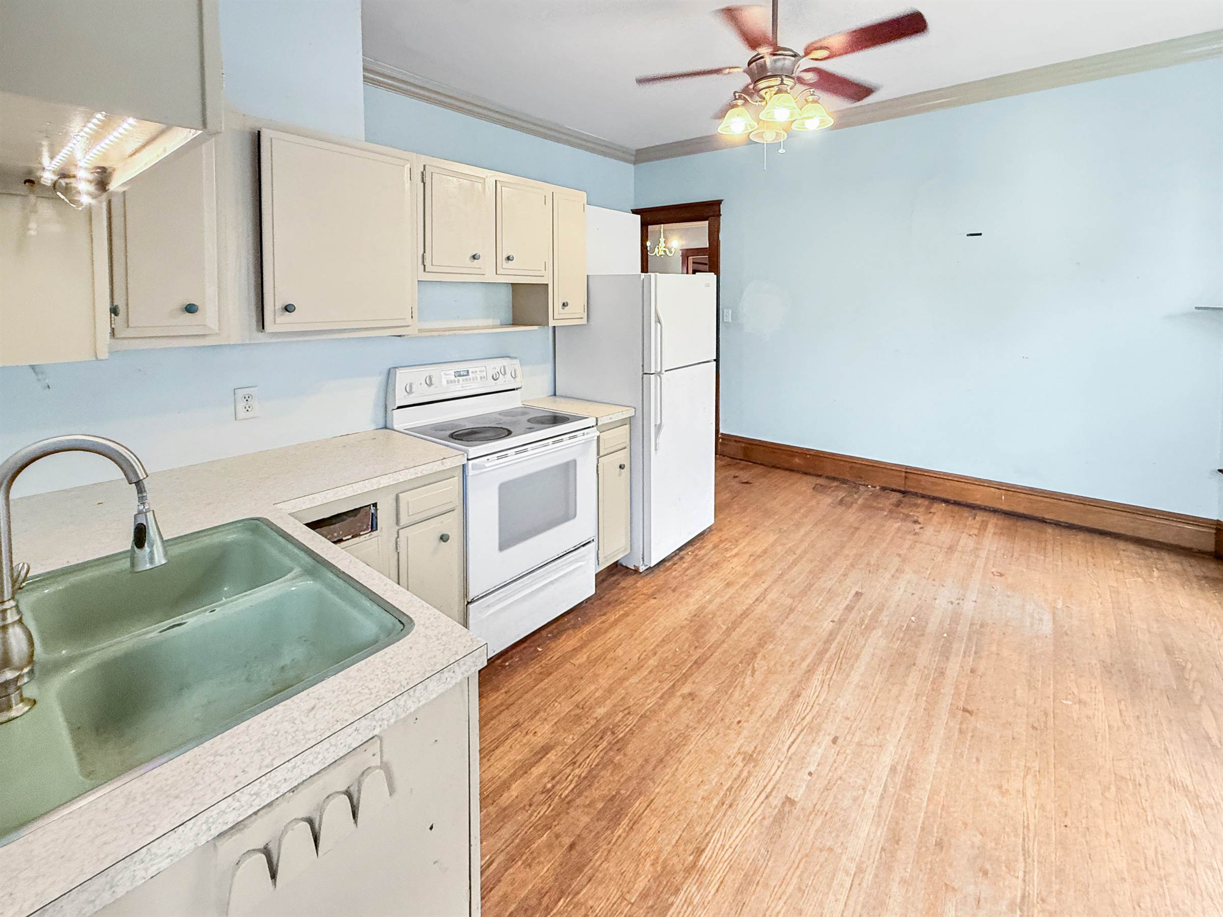 1229 S 8th, Terre Haute, IN 47802