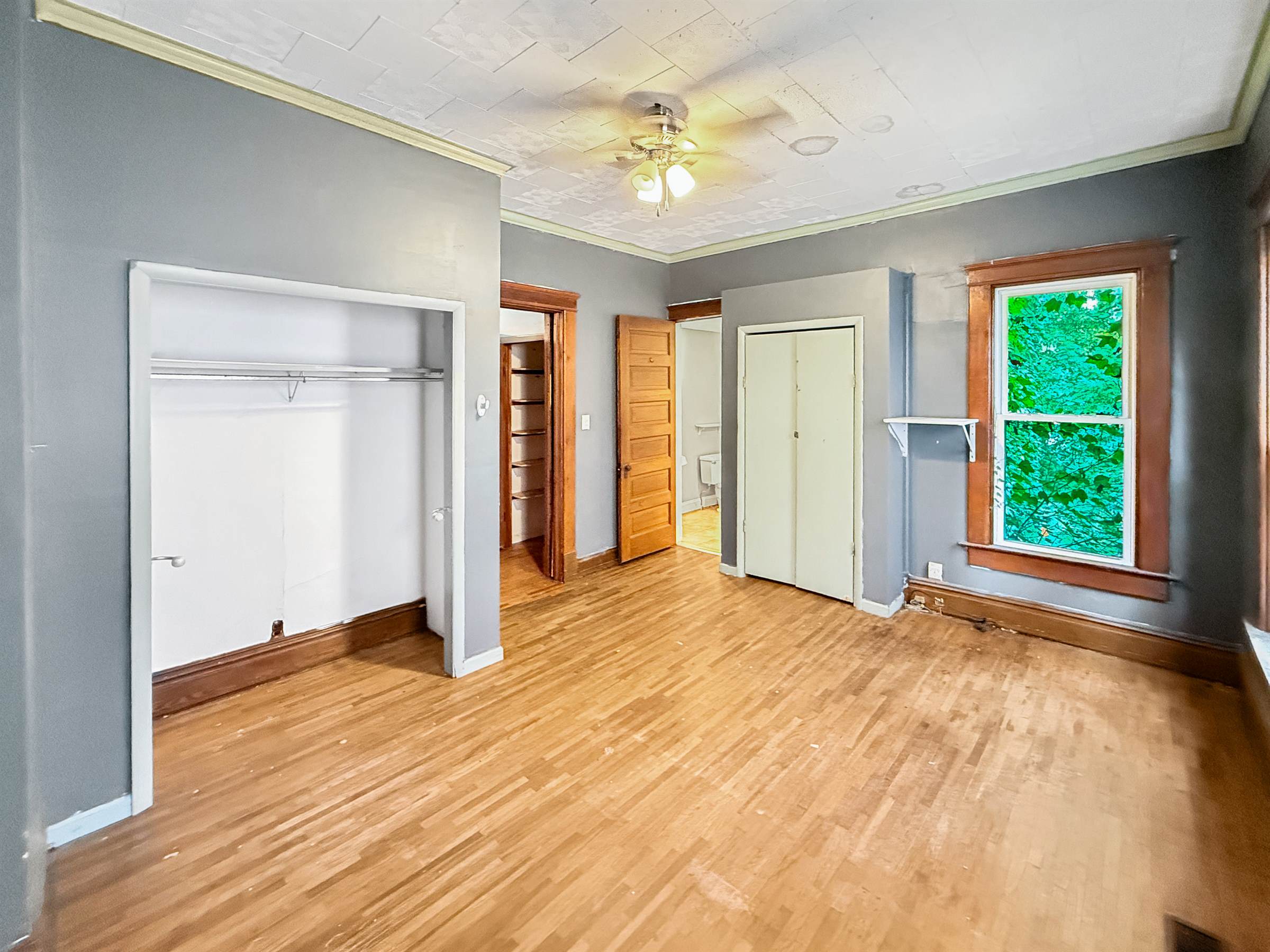 1229 S 8th, Terre Haute, IN 47802