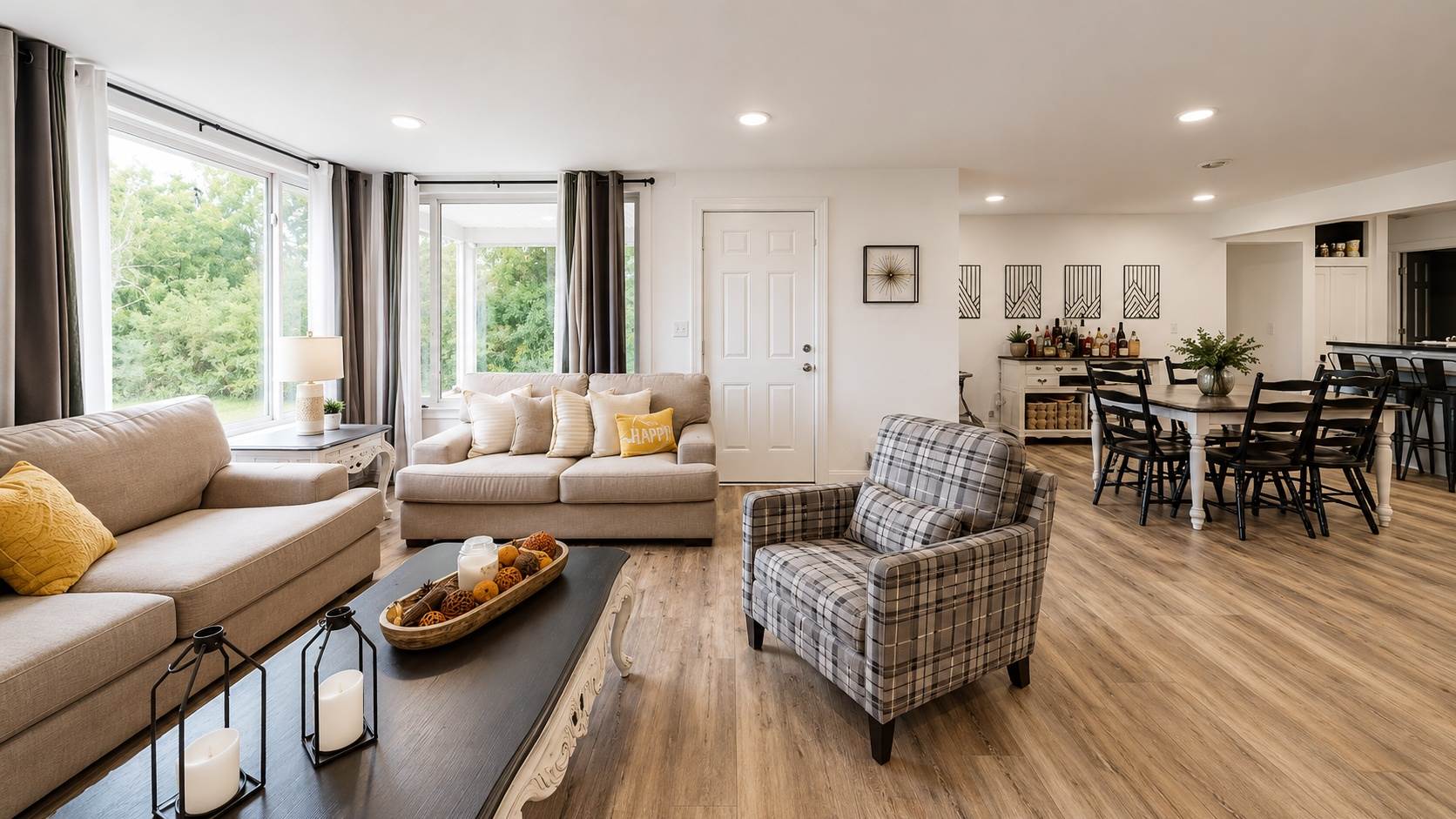 9205 S Chicago RD, Oak Creek, WI 53154