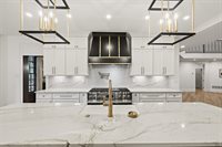 425 North River Oaks Rd, Memphis, TN 38120