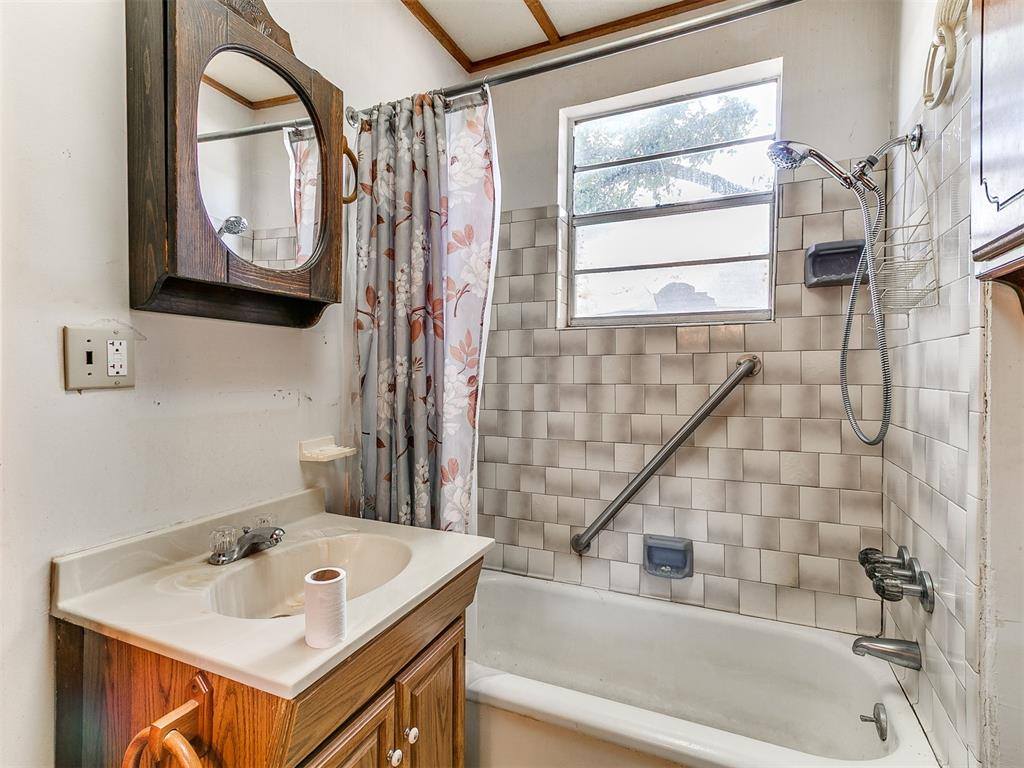 502 South Pottenger Avenue, Shawnee, OK 74801