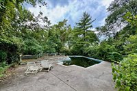 831 Persimmon Place, Columbus, OH 43213