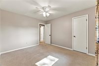 6830 NW Cross Road, Parkville, MO 64152