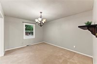 6830 NW Cross Road, Parkville, MO 64152