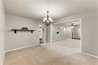 6830 NW Cross Road, Parkville, MO 64152