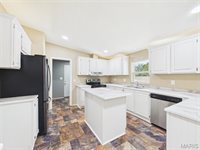 18750 Highway 17, Crocker, MO 65452