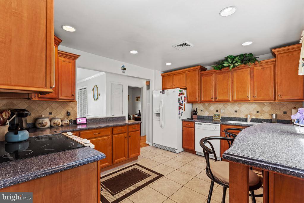 45059 Nolan Court, Hollywood, MD 20636