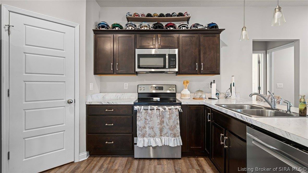 5715 Greenland Pass Drive, Memphis, IN 47143
