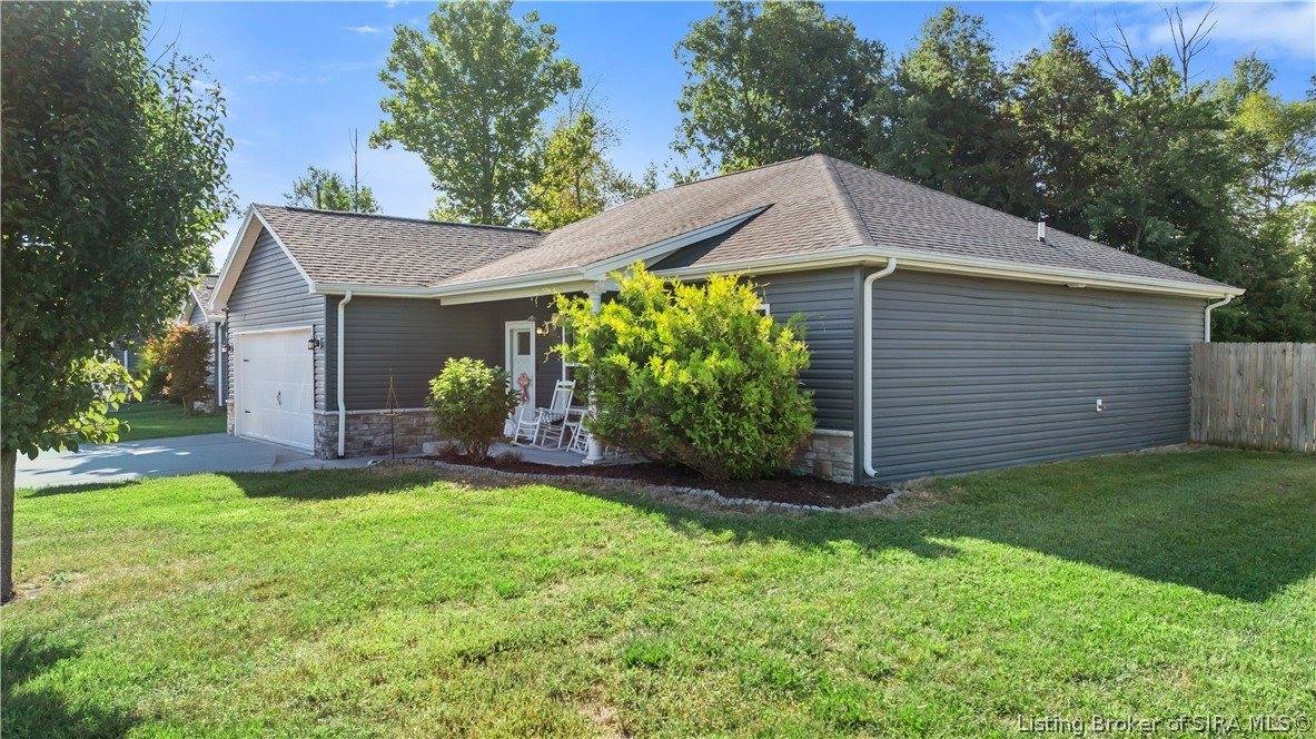 5715 Greenland Pass Drive, Memphis, IN 47143