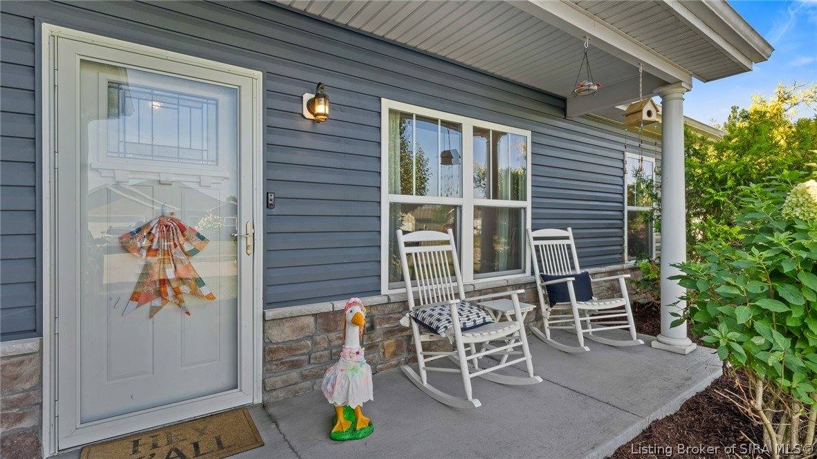 5715 Greenland Pass Drive, Memphis, IN 47143