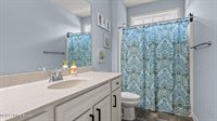 10226 Park Lake Dr, Louisville, KY 40229