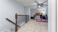 10226 Park Lake Dr, Louisville, KY 40229