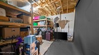 10226 Park Lake Dr, Louisville, KY 40229