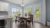 10226 Park Lake Dr, Louisville, KY 40229
